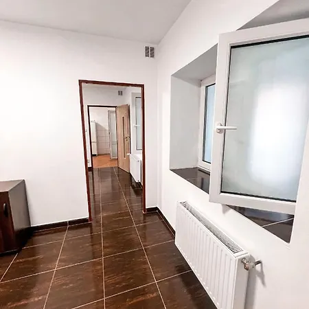 3 In 1 Location * Prága