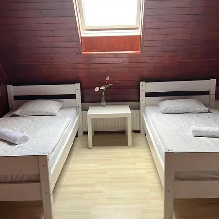 3 In 1 Location Prága