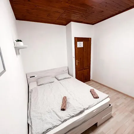 Apartment 3 In 1 Location Prag